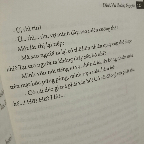 Có một phố vừa đi qua phố - Đinh Vũ Hoàng Nguyên.jpg