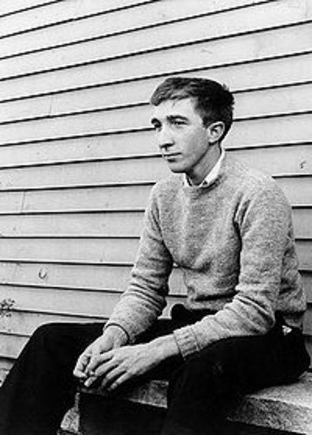 John Updike thời trẻ
